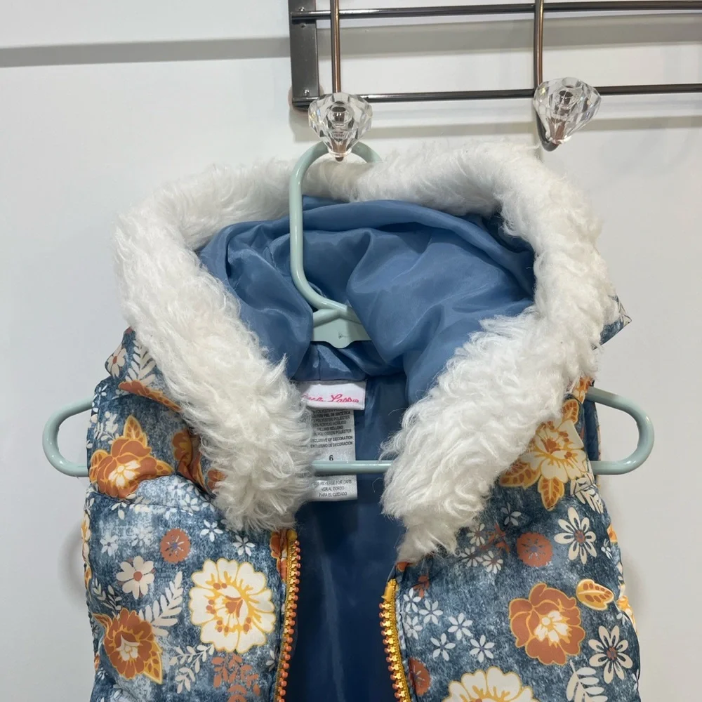 Little Lass Blue Floral Quilted Puffer Vest with Faux Fur Trimmed Hood Size 6